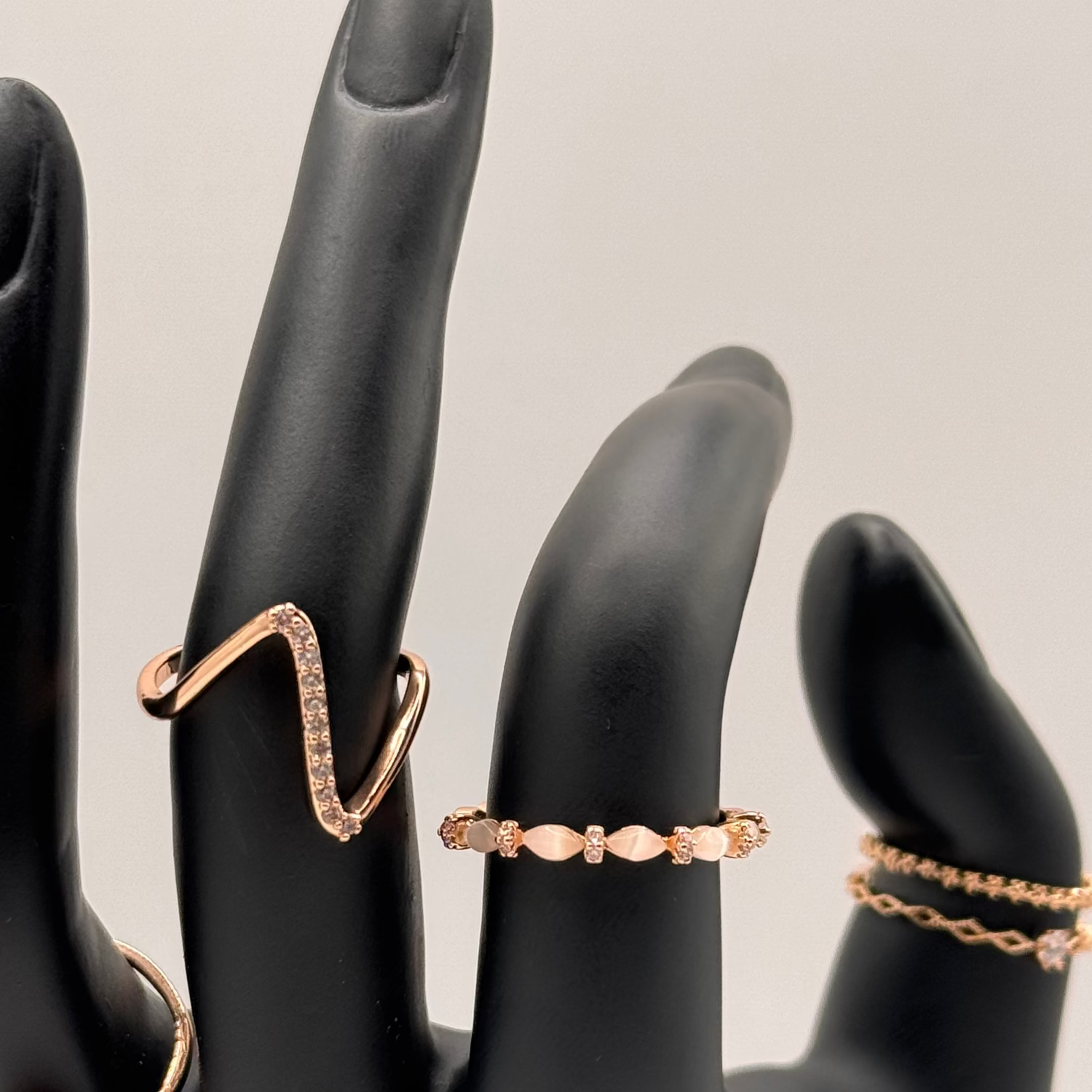 Finger Ring